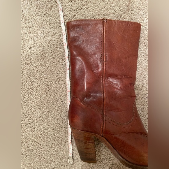 FRYE Vintage Mid-Height Cowboy Boots in Brown Leather - Picture 14 of 14